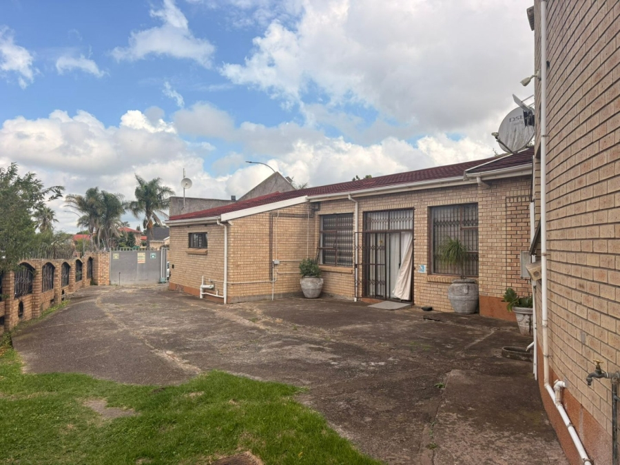 18 Bedroom Property for Sale in Southridge Park Eastern Cape